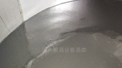 用白酒蒸餾設(shè)備做酒，原料處理不當(dāng)有可能導(dǎo)致上頭！