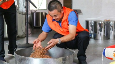 用熟料釀酒設備釀酒的前6個月，“醉”需釀酒技術指導